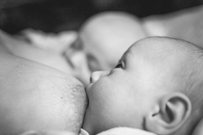 Breastfeeding twins